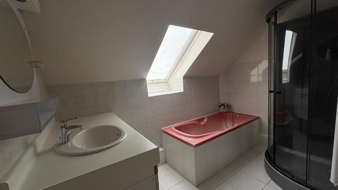 Photo of Bathroom in Messery