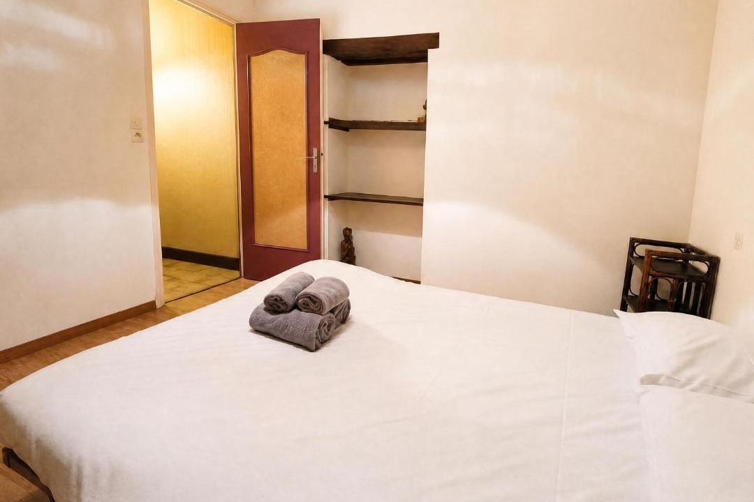 Photo of Bedroom in Neuvy-Sautour