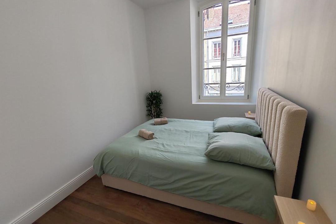 Photo of Bedroom in Sainte-Savine