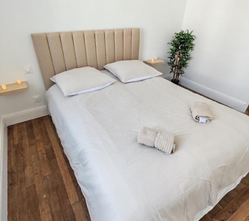 Photo of Bedroom in Sainte-Savine