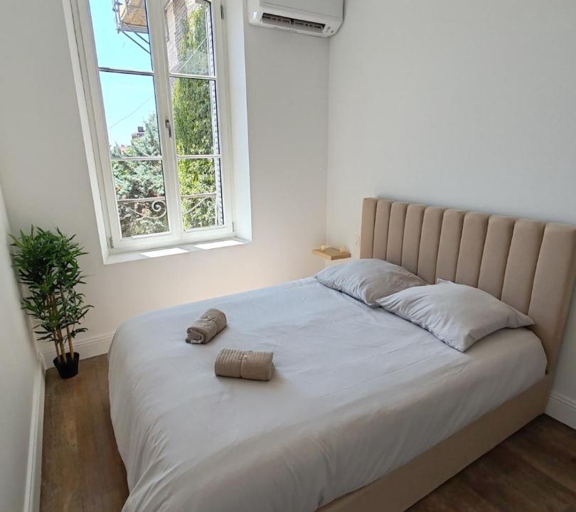 Photo of Bedroom in Sainte-Savine