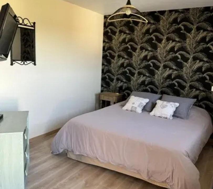 Photo of Bedroom in Sainte-Menehould