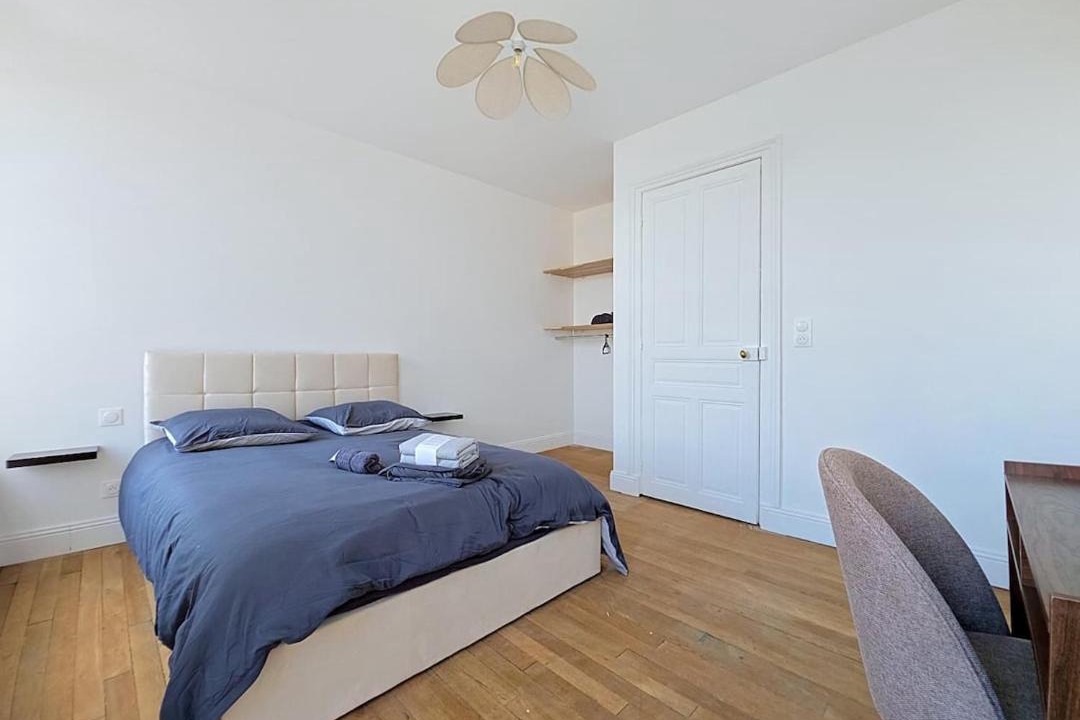 Photo of Bedroom in Sainte-Savine