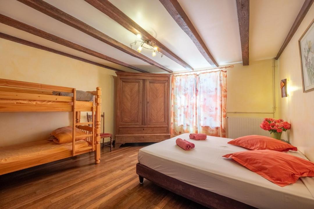 Photo of Bedroom in Saint-Paul
