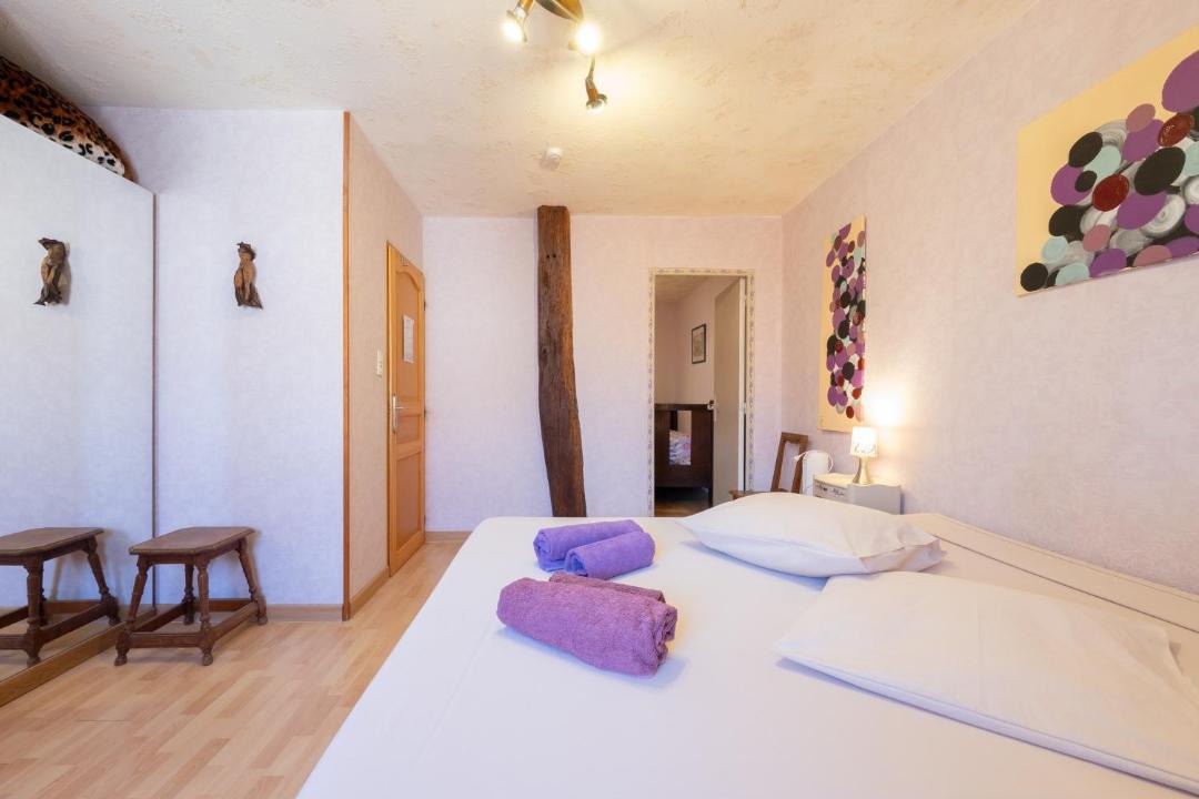 Photo of Bedroom in Saint-Paul