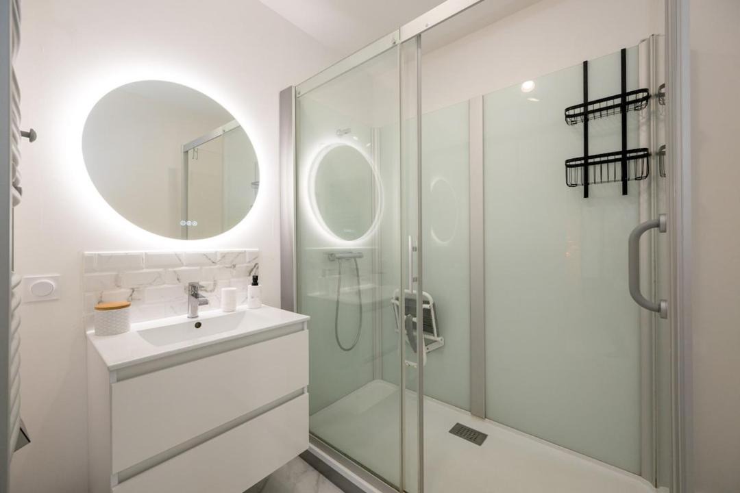 Photo of Bathroom in Ploufragan