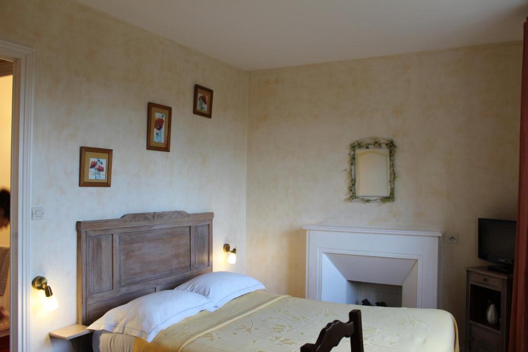 Photo of Bedroom in Plouegat-Moysan