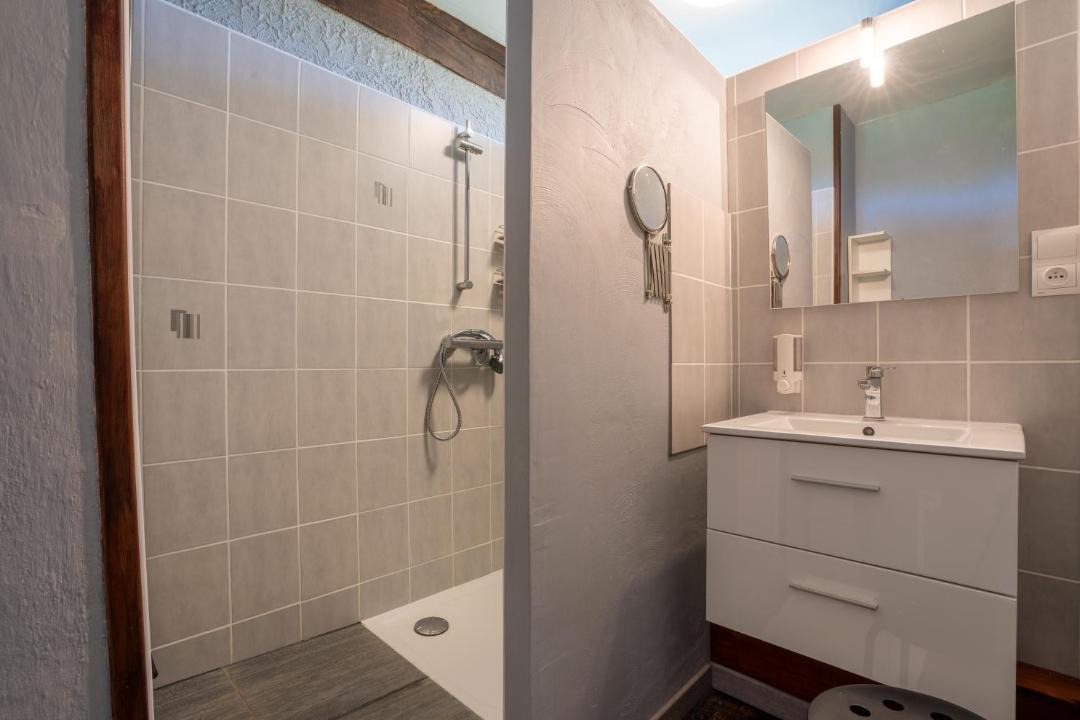 Photo of Bathroom in Castex