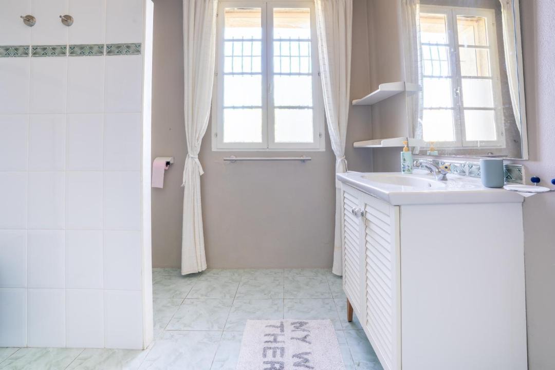 Photo of Bathroom in Castex