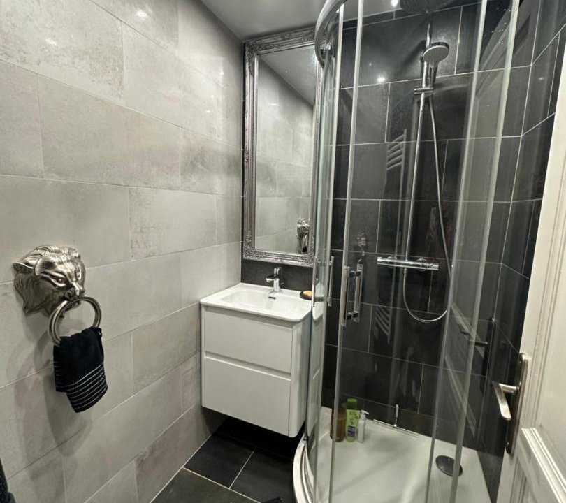 Photo of Bathroom in Arraye-et-Han