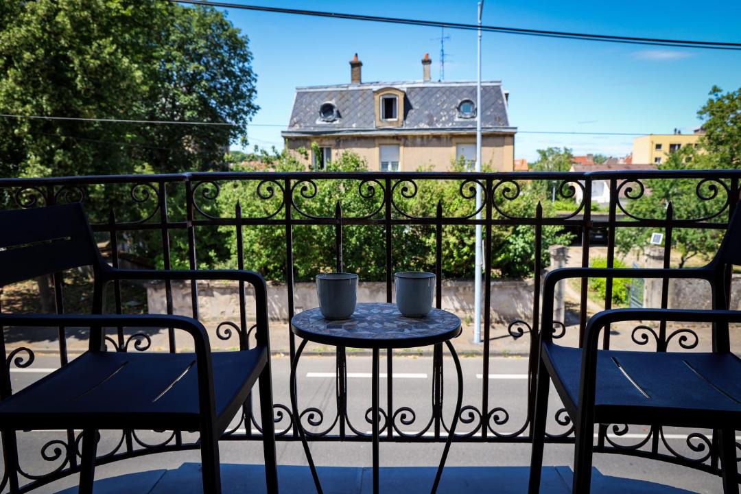 Photo of Patio Balcony in Devant-les-Ponts