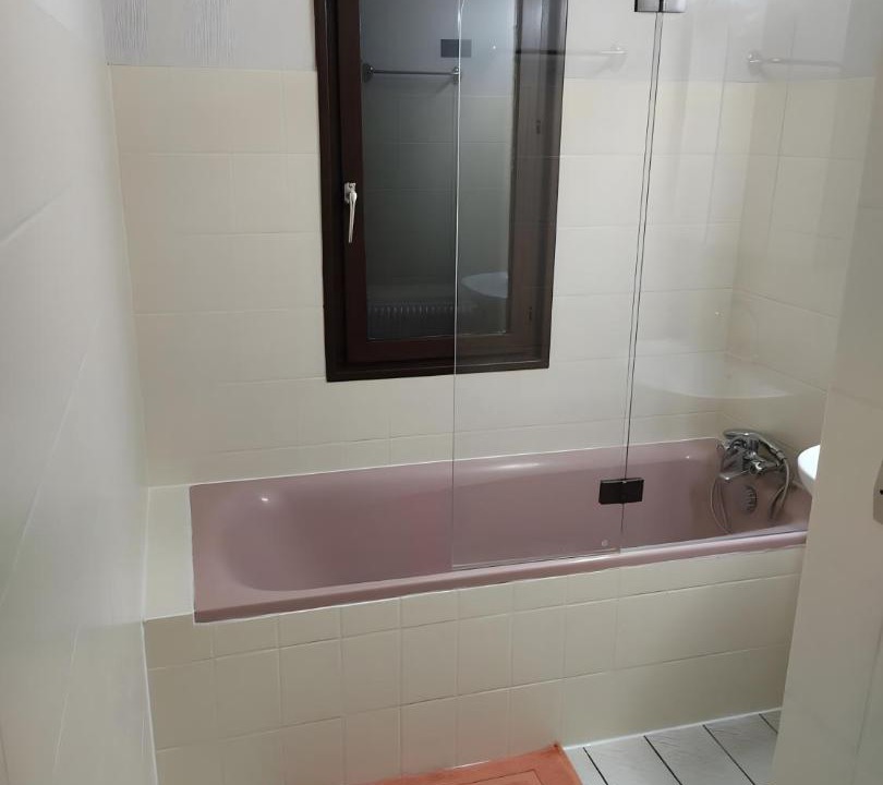Photo of Bathroom in Liffol-le-Grand