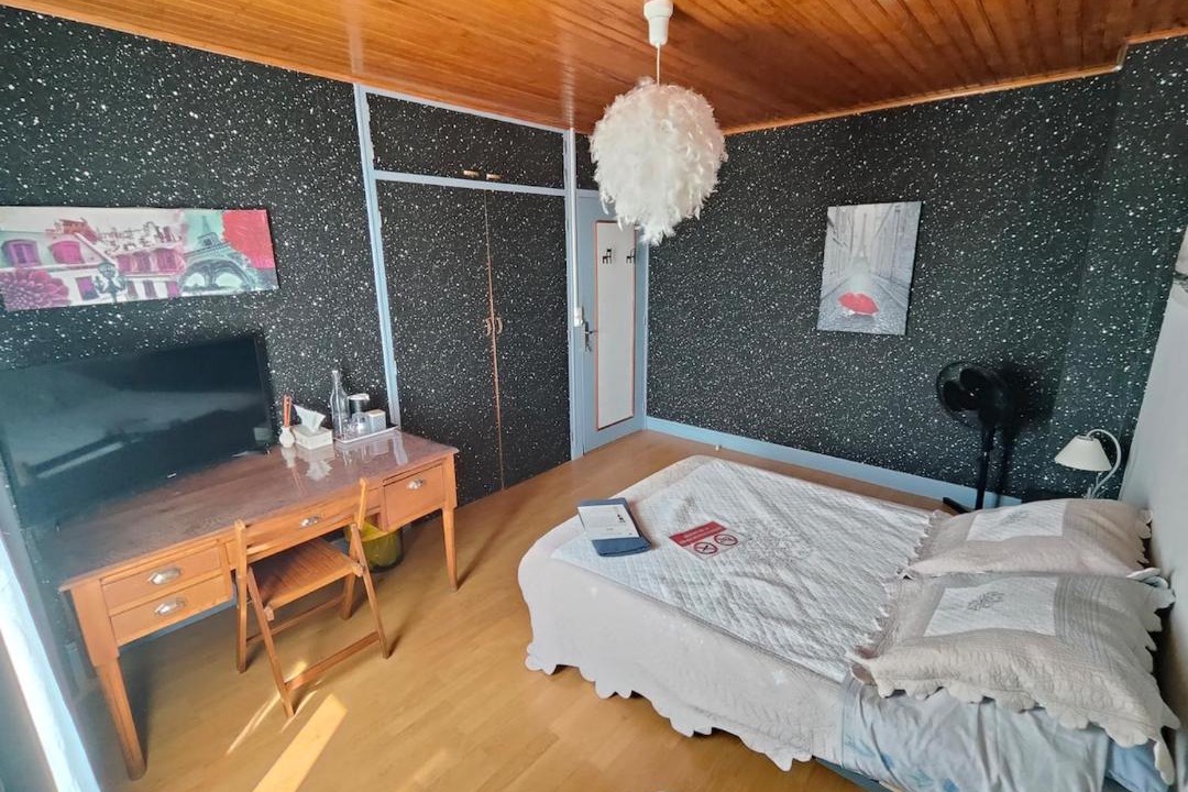 Photo of Bedroom in Migennes