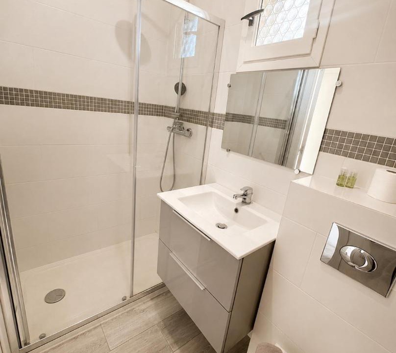 Photo of Bathroom in Riquier