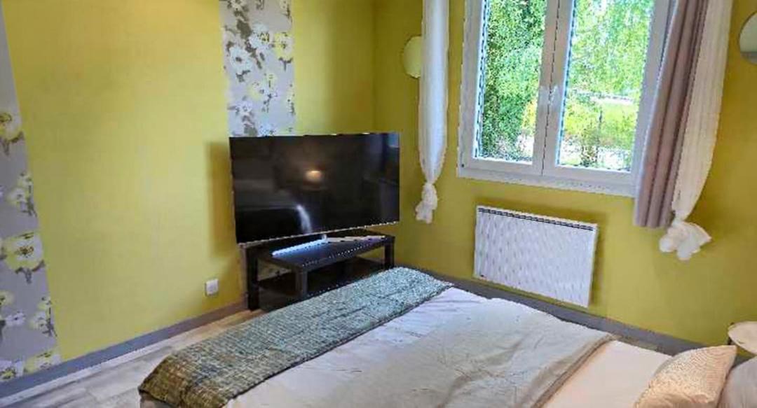 Photo of Bedroom in Louvois