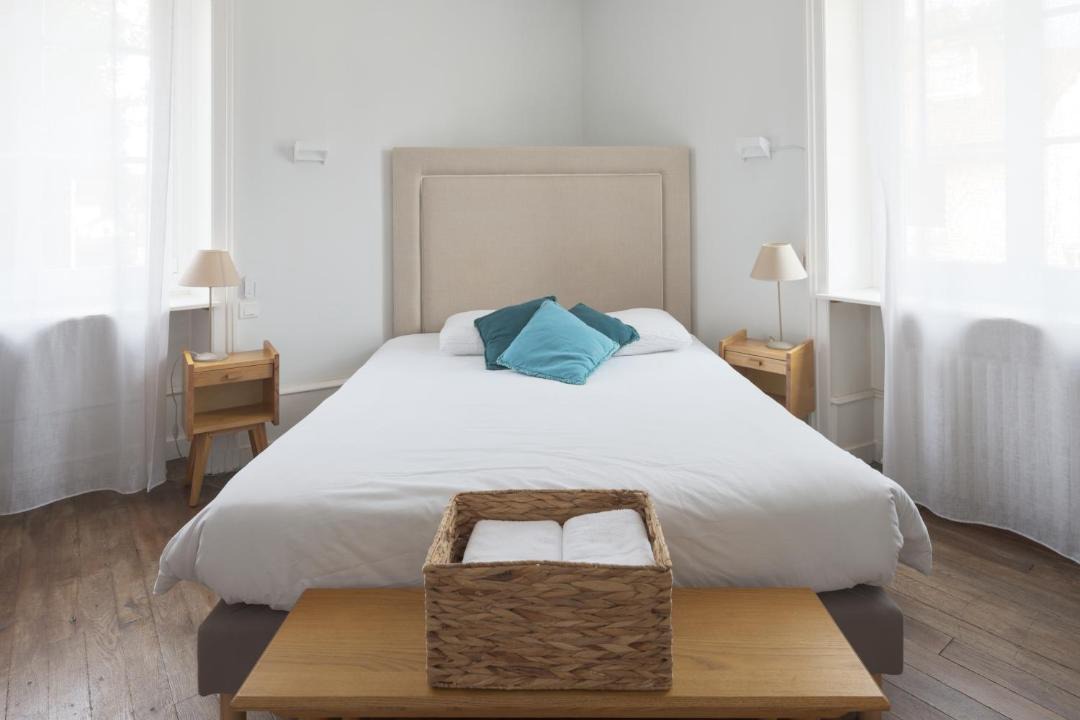 Photo of Bedroom in Arsonval
