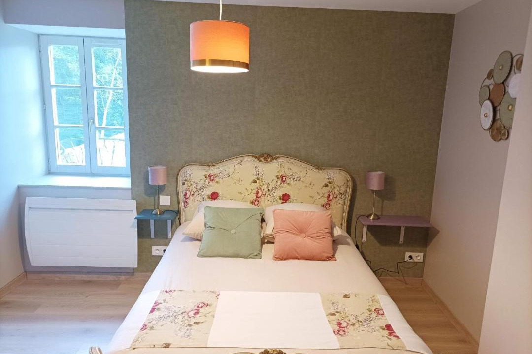 Photo of Bedroom in Autigny-la-Tour