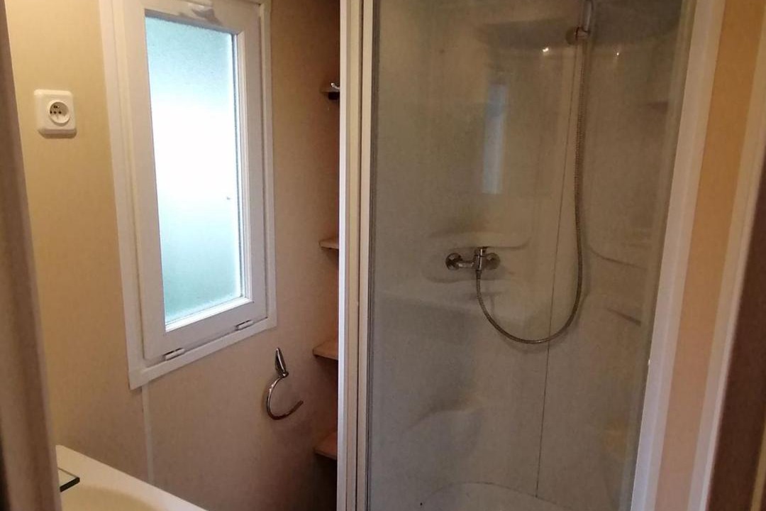 Photo of Bathroom in Saint-Martin-Lys