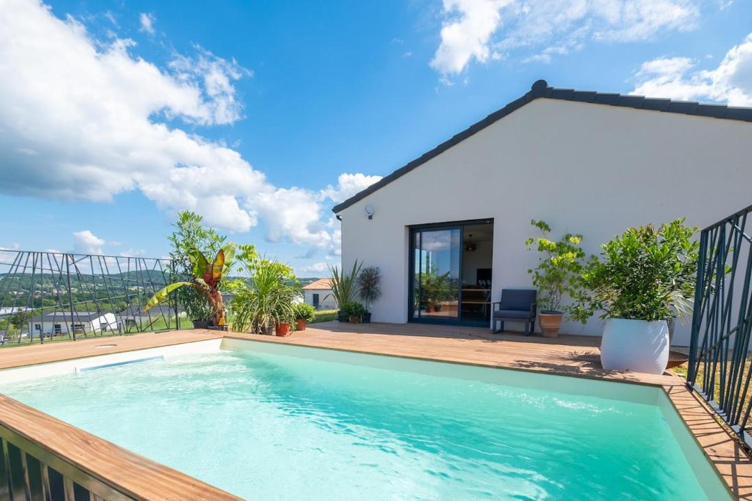 Photo of Patio Balcony in Boulazac-Isle-Manoire