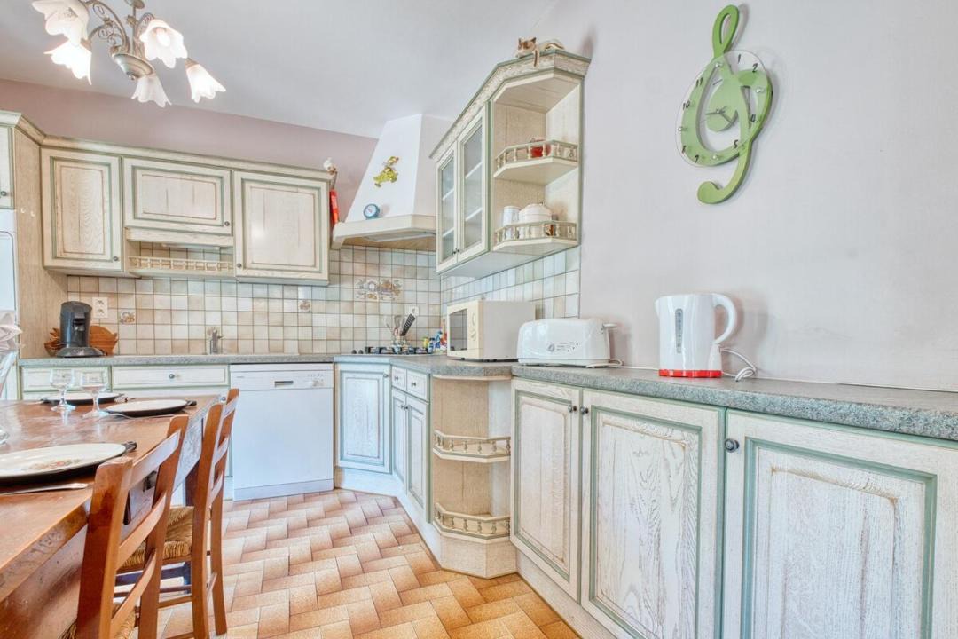 Photo of Kitchen in Saint-Laurent-sur-Manoire