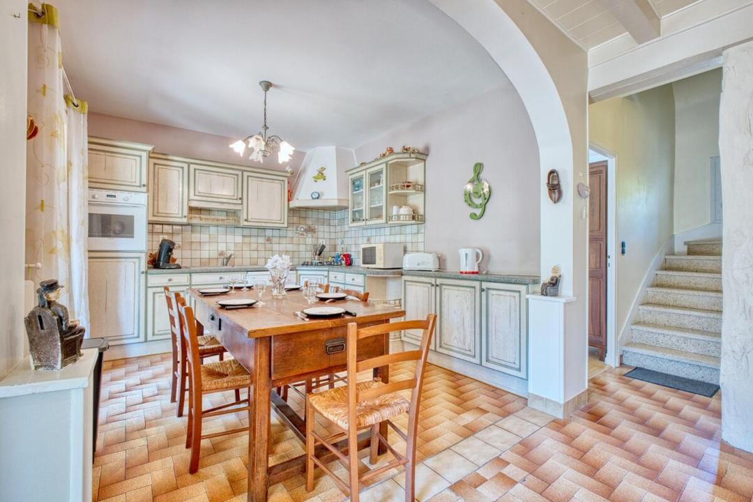Photo of Kitchen in Saint-Laurent-sur-Manoire