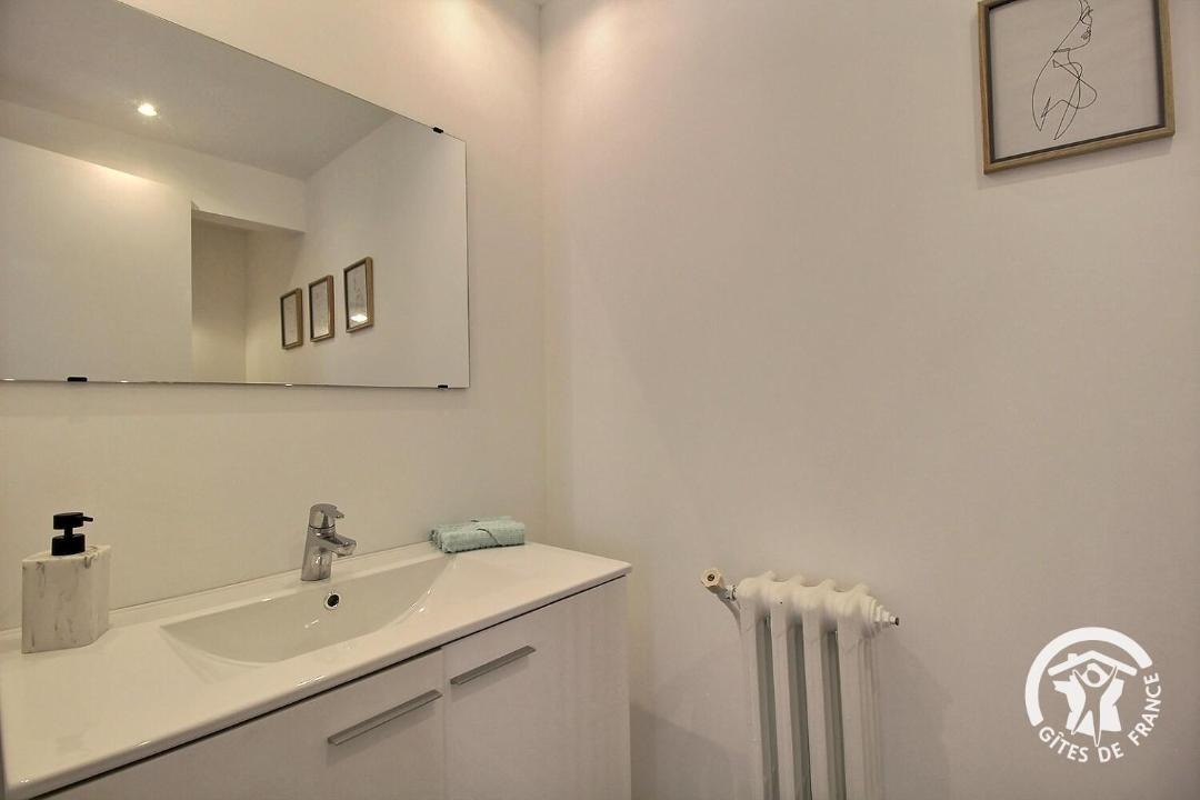 Photo of Bathroom in Laurenan