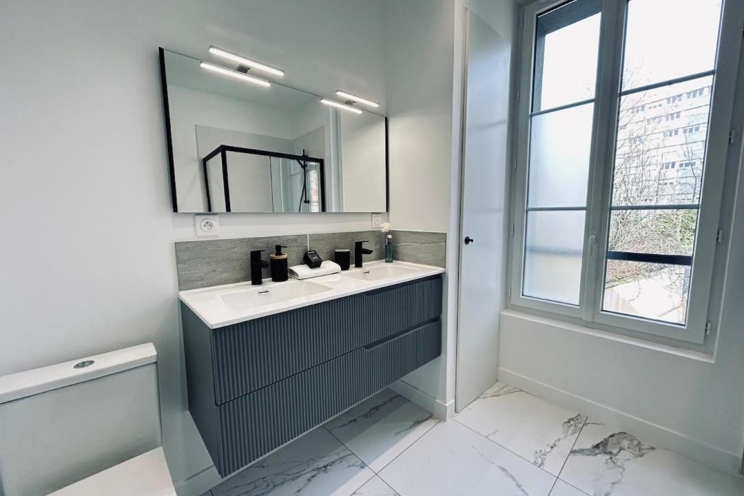 Photo of Bathroom in Coutures