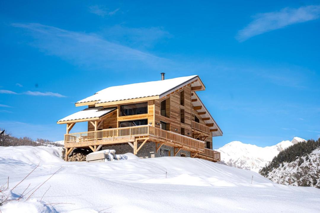 Photo of Others in Allos