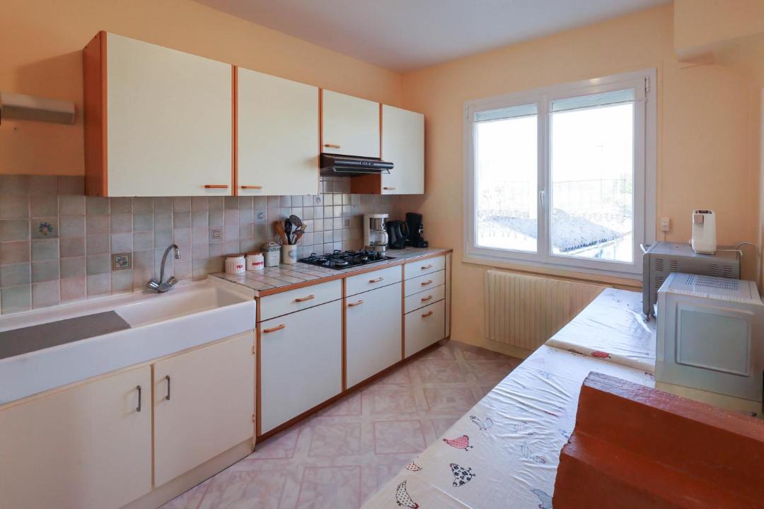 Photo of Kitchen in Beaussais-sur-Mer
