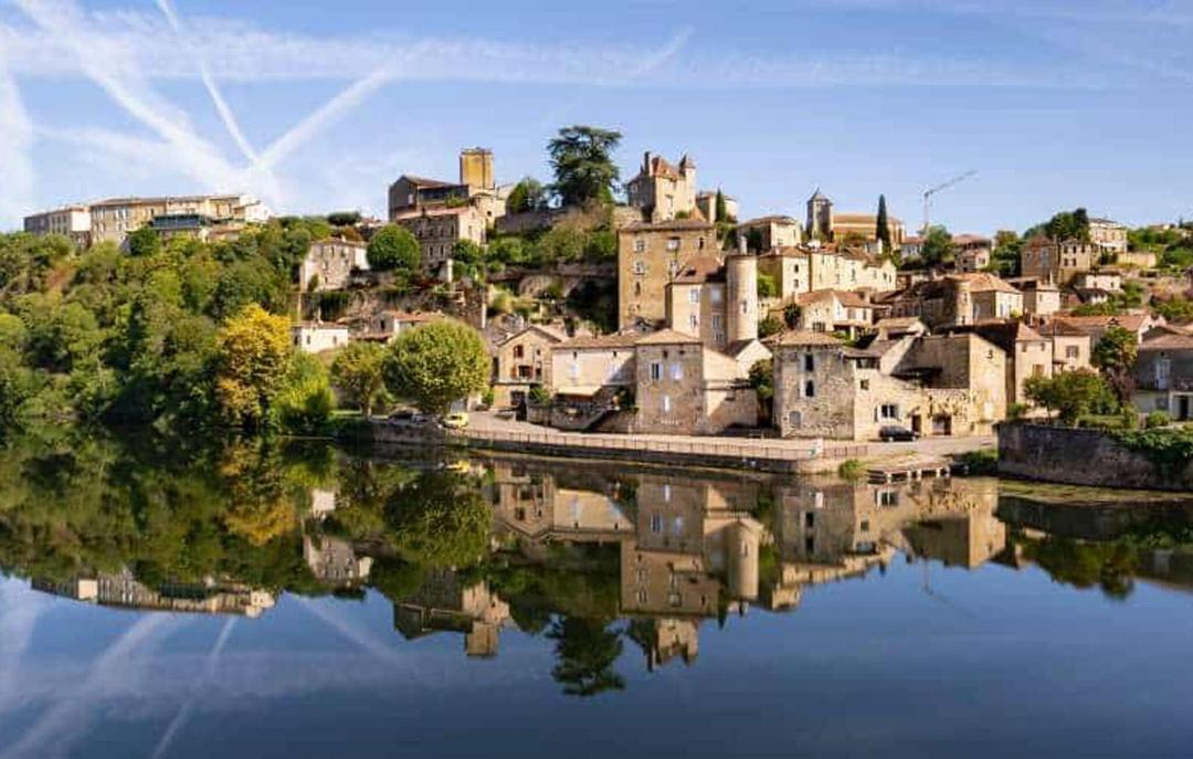 Photo of Buildings in Puy-l'Eveque