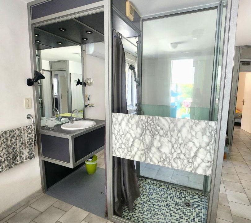 Photo of Bathroom in Meynes