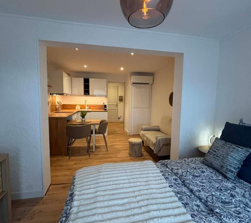 Photo of Bedroom in Saint-Vallier-de-Thiey