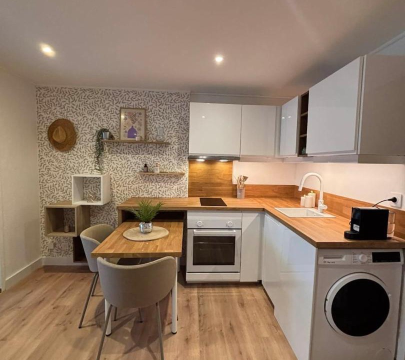 Photo of Kitchen in Saint-Vallier-de-Thiey