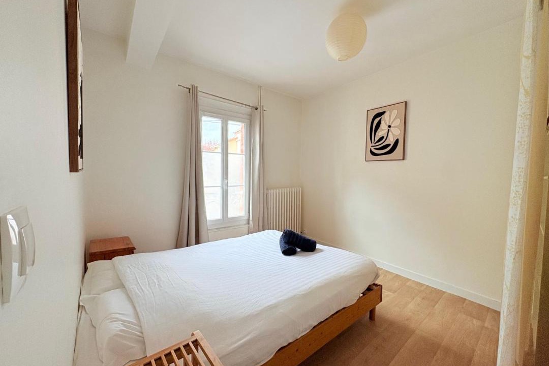 Photo of Bedroom in Sens