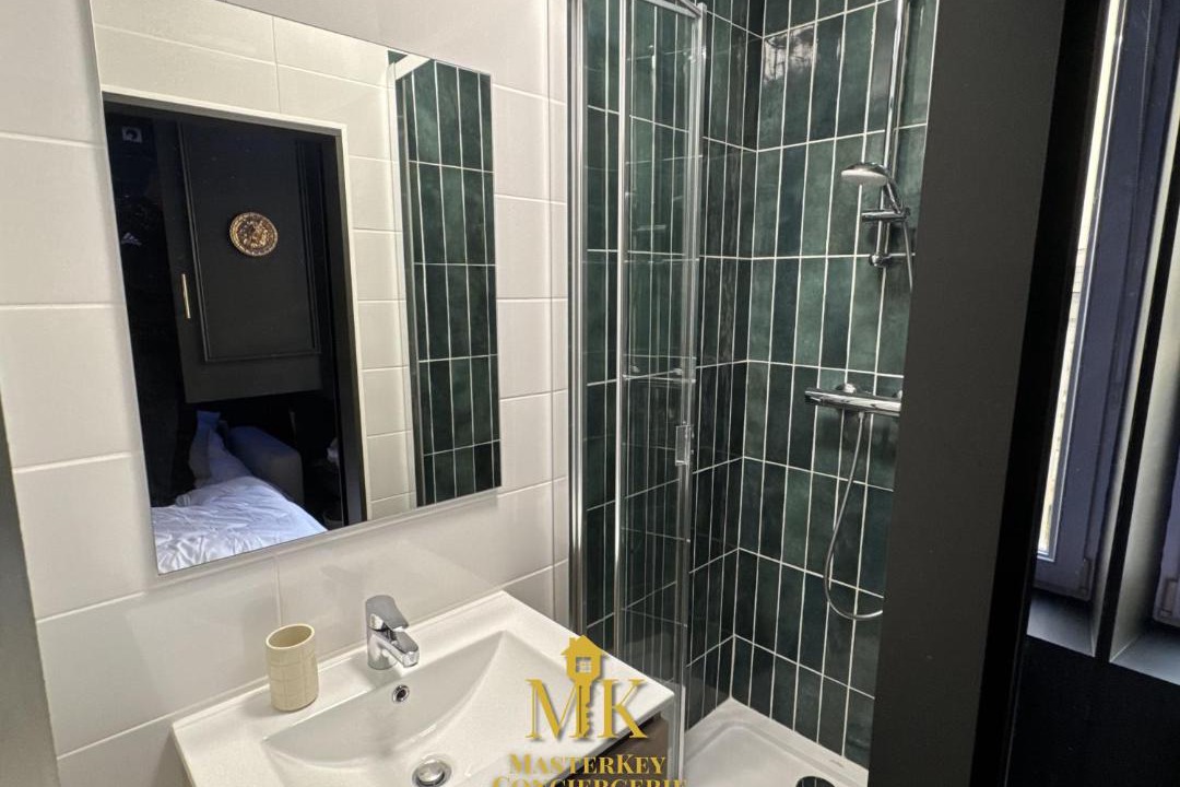 Photo of Bathroom in Saint-Dizier