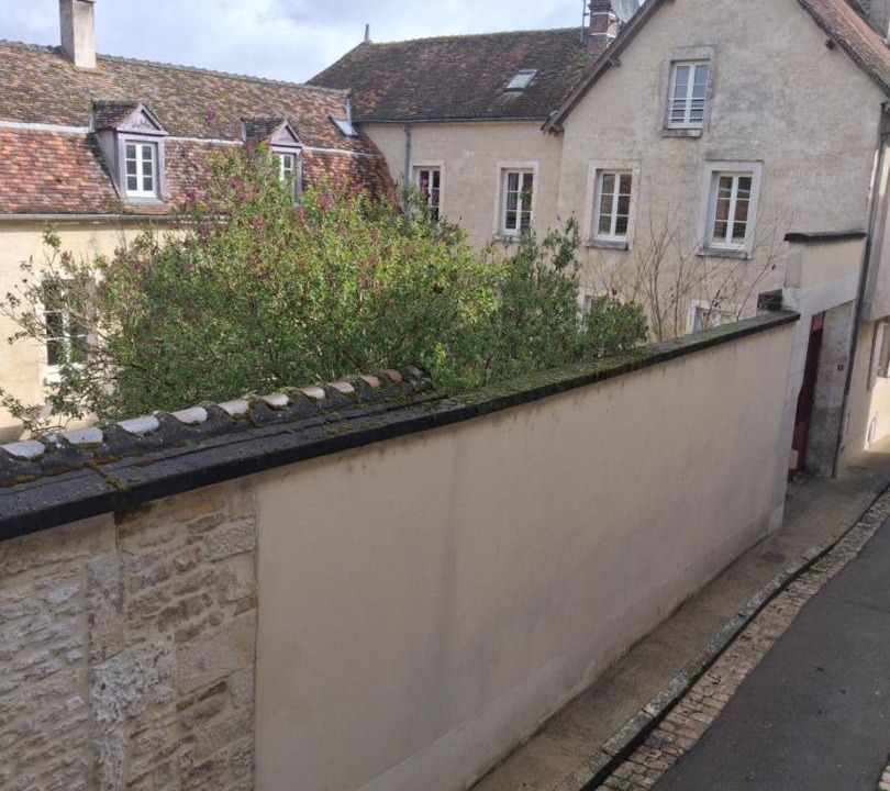 Photo of Others in Chablis