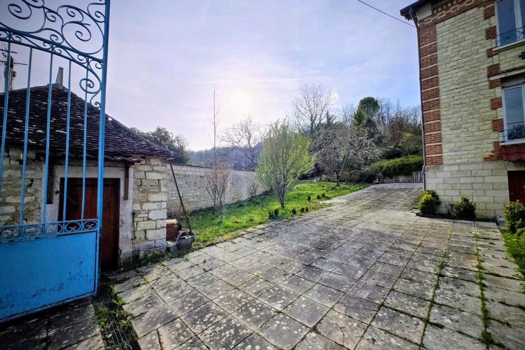 Photo of Others in Tonnerre