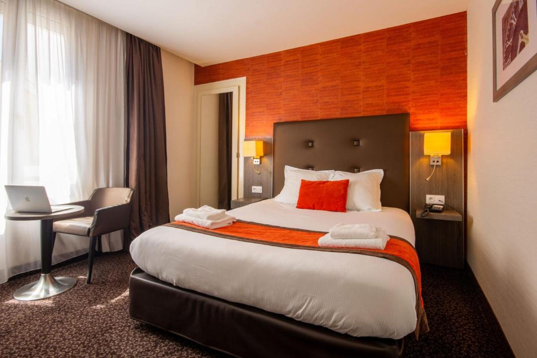 Photo of Bedroom in Troyes