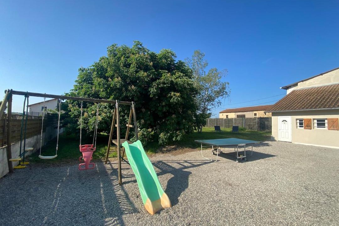 Photo of Others in Oriocourt