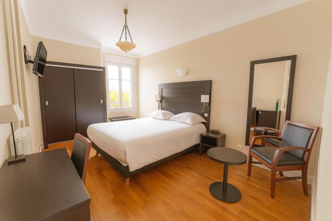 Photo of Bedroom in Toul