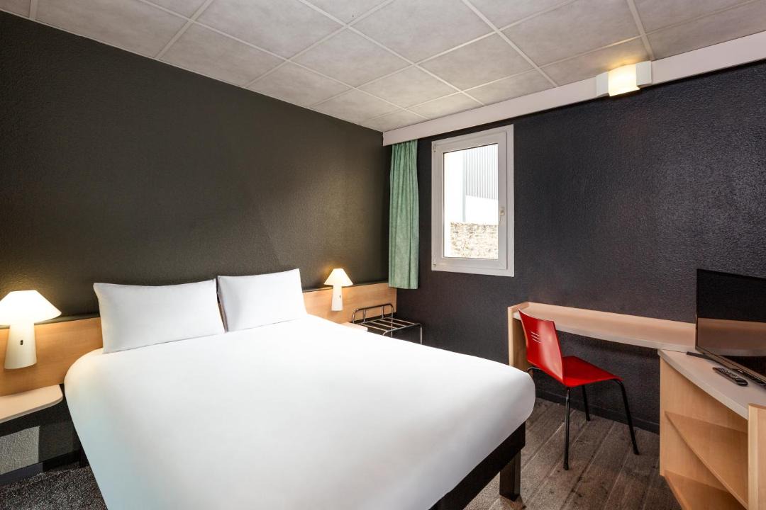 Photo of Bedroom in Lannion