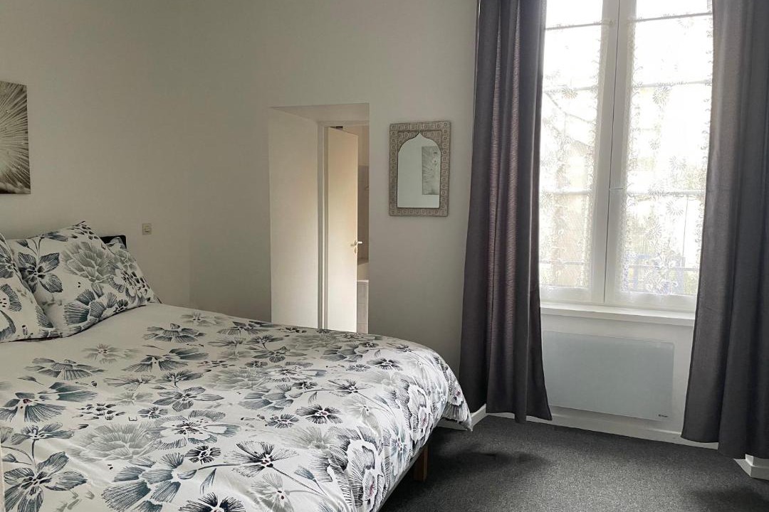 Photo of Bedroom in Bar-le-Duc