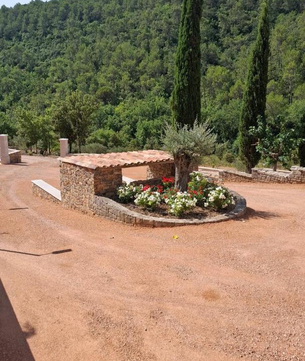 Photo of Others in Le Val