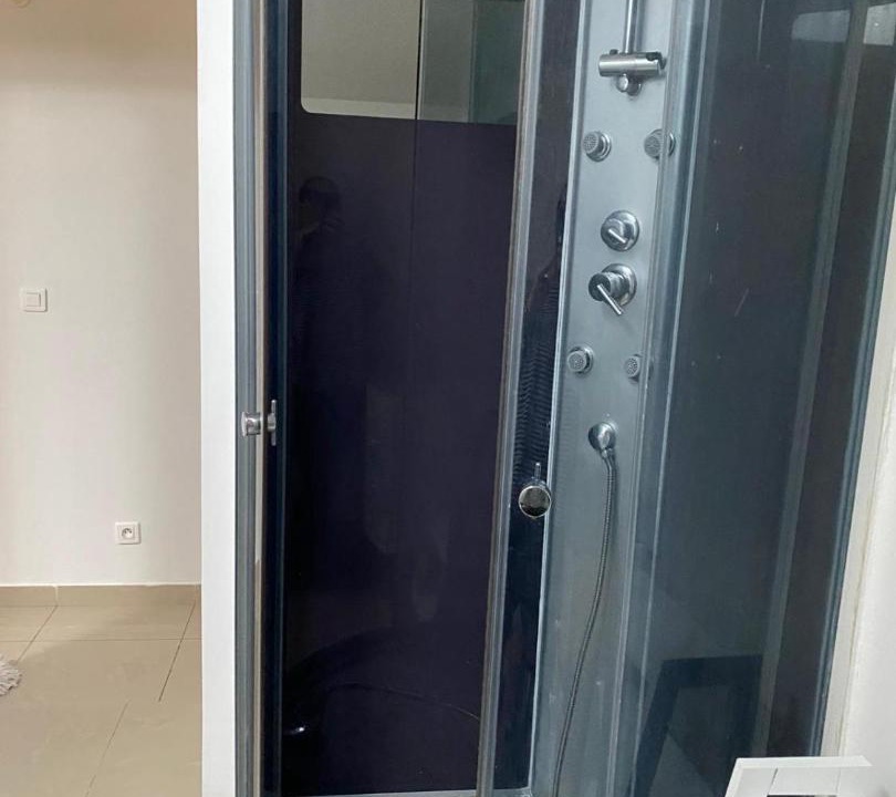 Photo of Bathroom in Troyes