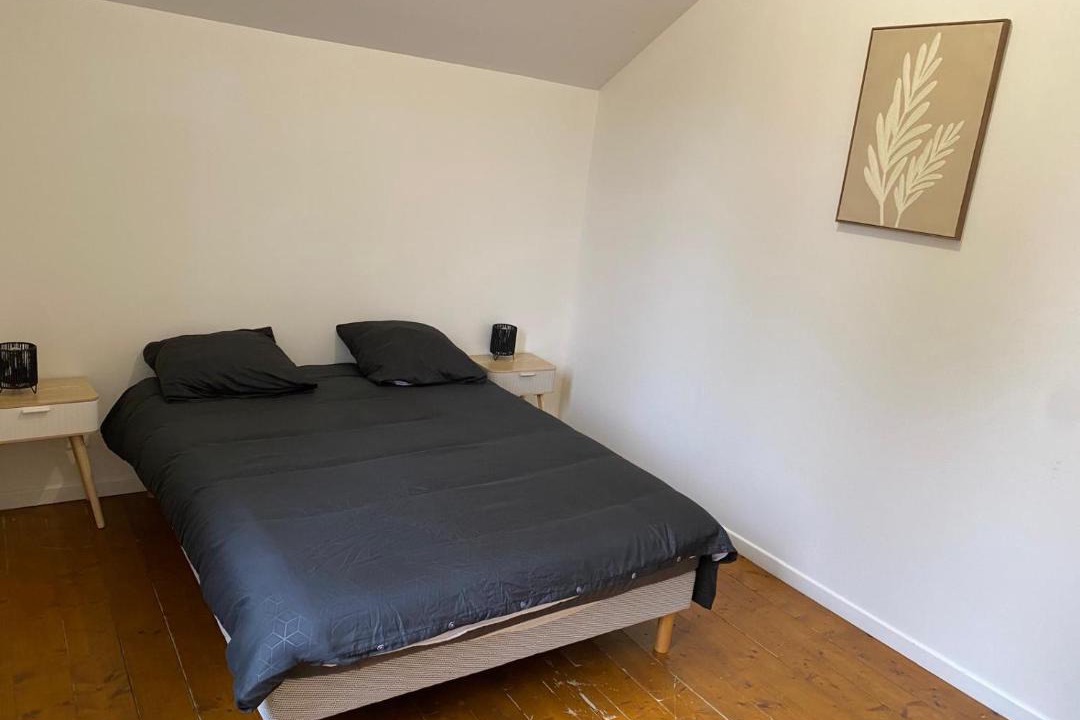 Photo of Bedroom in Troyes