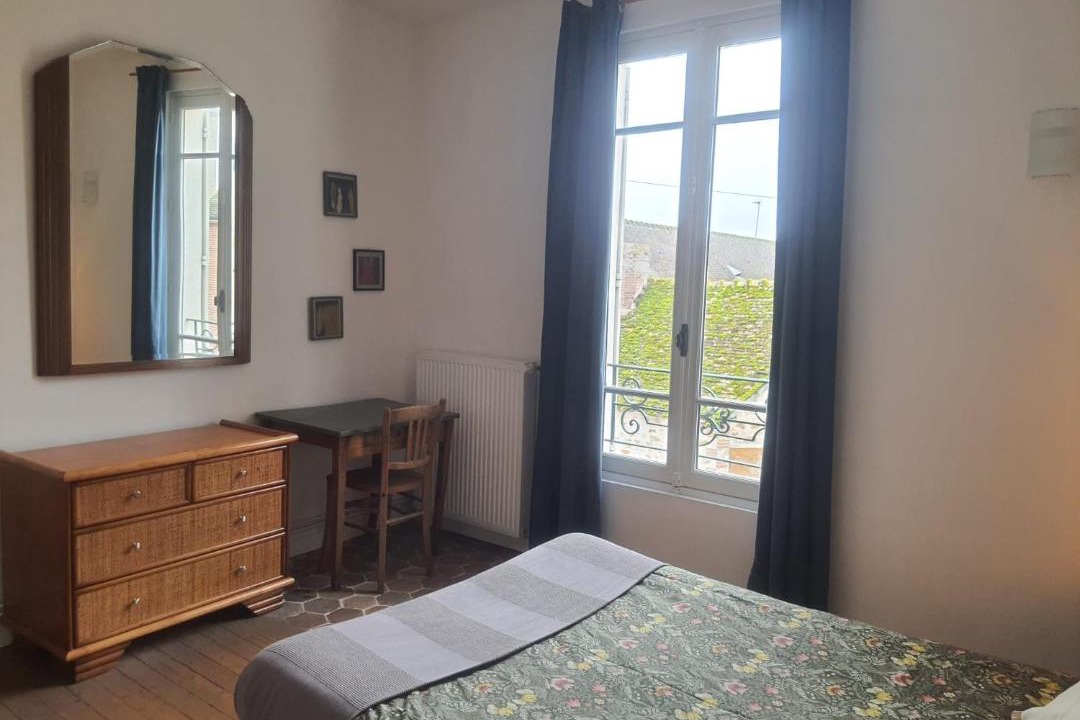 Photo of Bedroom in Marnay-sur-Seine