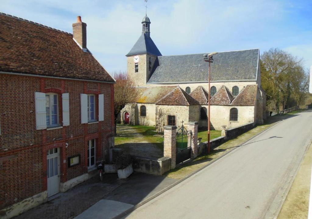 Photo of Buildings in Marnay-sur-Seine
