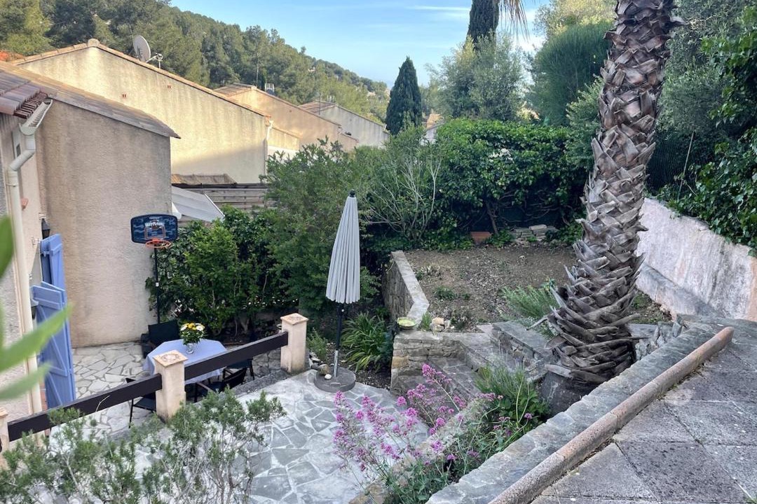 Photo of Others in Bandol
