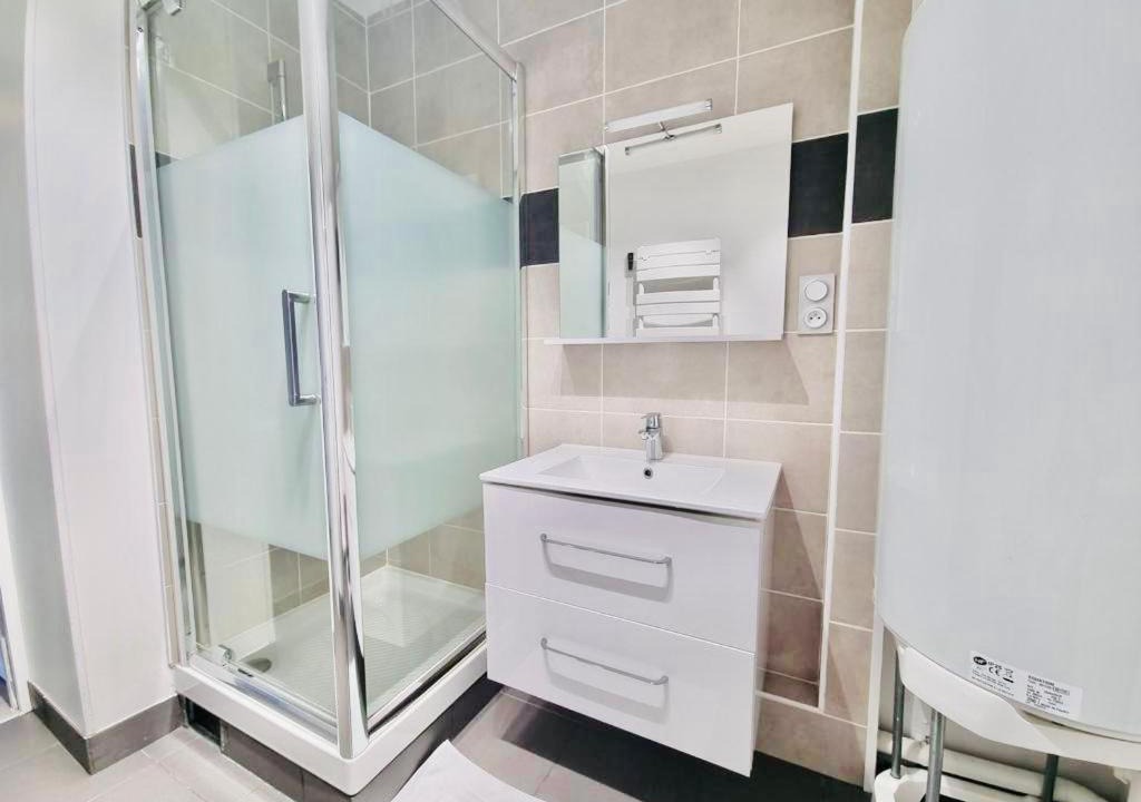 Photo of Bathroom in Betheny