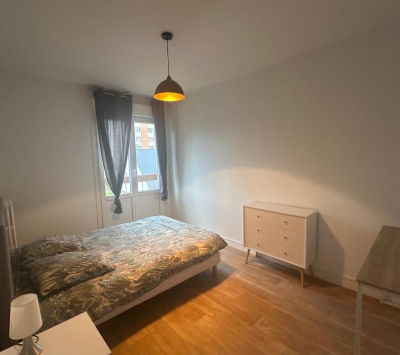 Photo of Bedroom in Saint-Brieuc